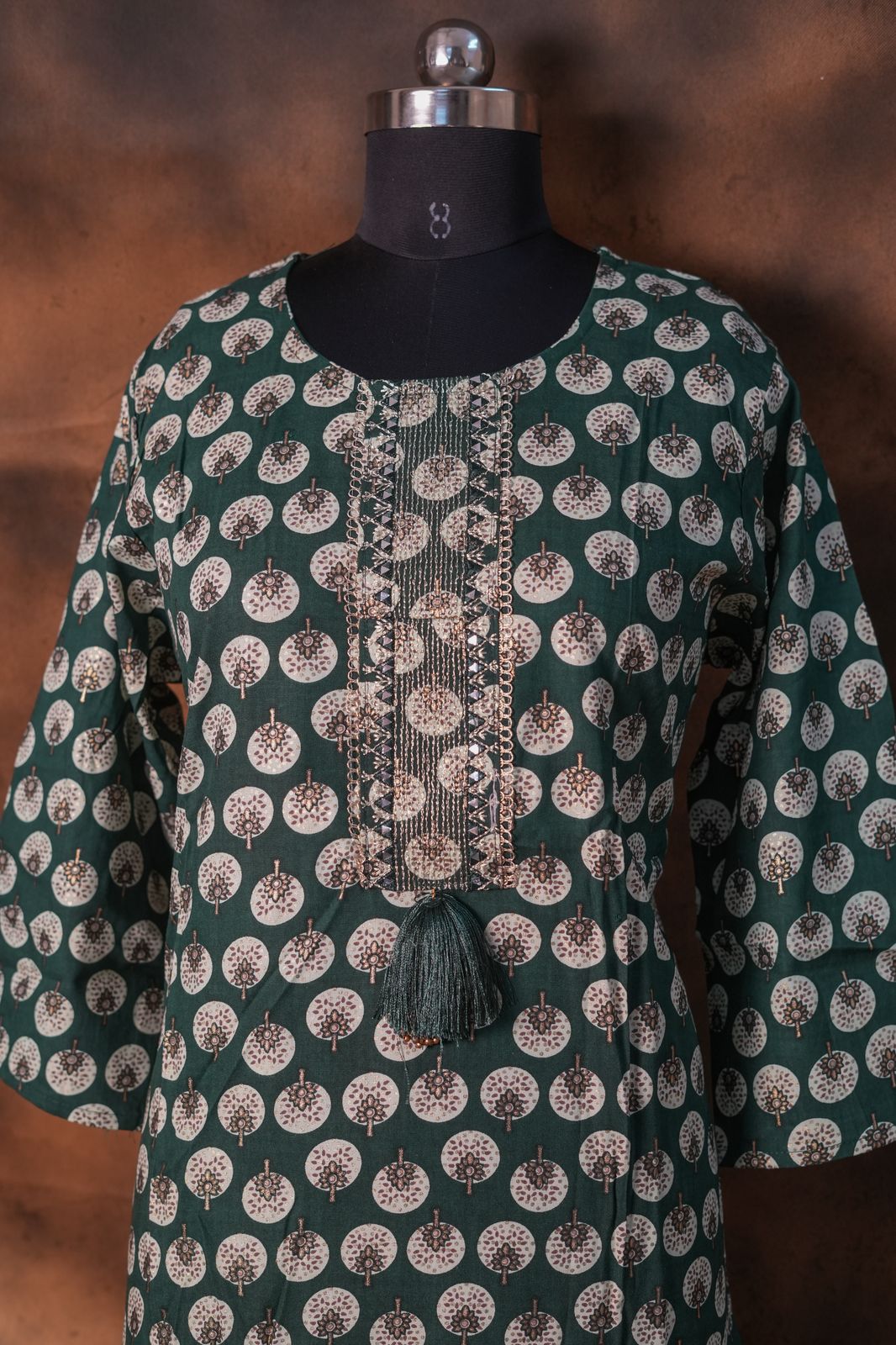 Elegant Polyester Cotton Kurti – Perfect Blend of Comfort & Style